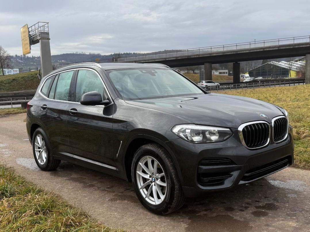 BMW X3 xDrive 20d Navi AHK Alu LED Sportsitze