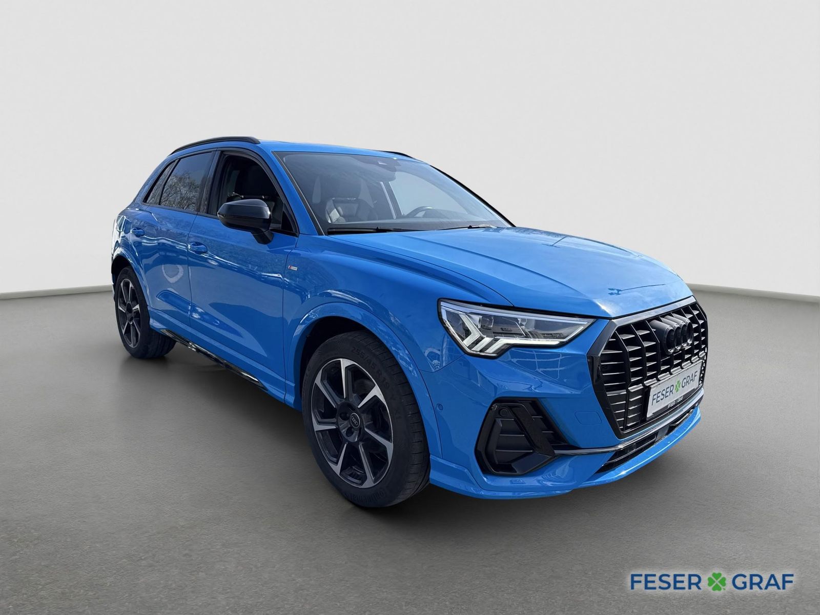 Audi Q3 35 TFSI S-LINE ACC LED Pano Standhzg. 19 AHK foto 5