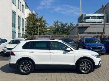 Volkswagen Tiguan - 5