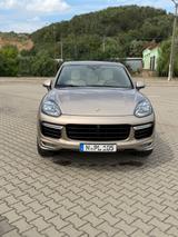 Porsche Cayenne 1. Hand Lückenlos Porsche schekheft - Porsche: Beige