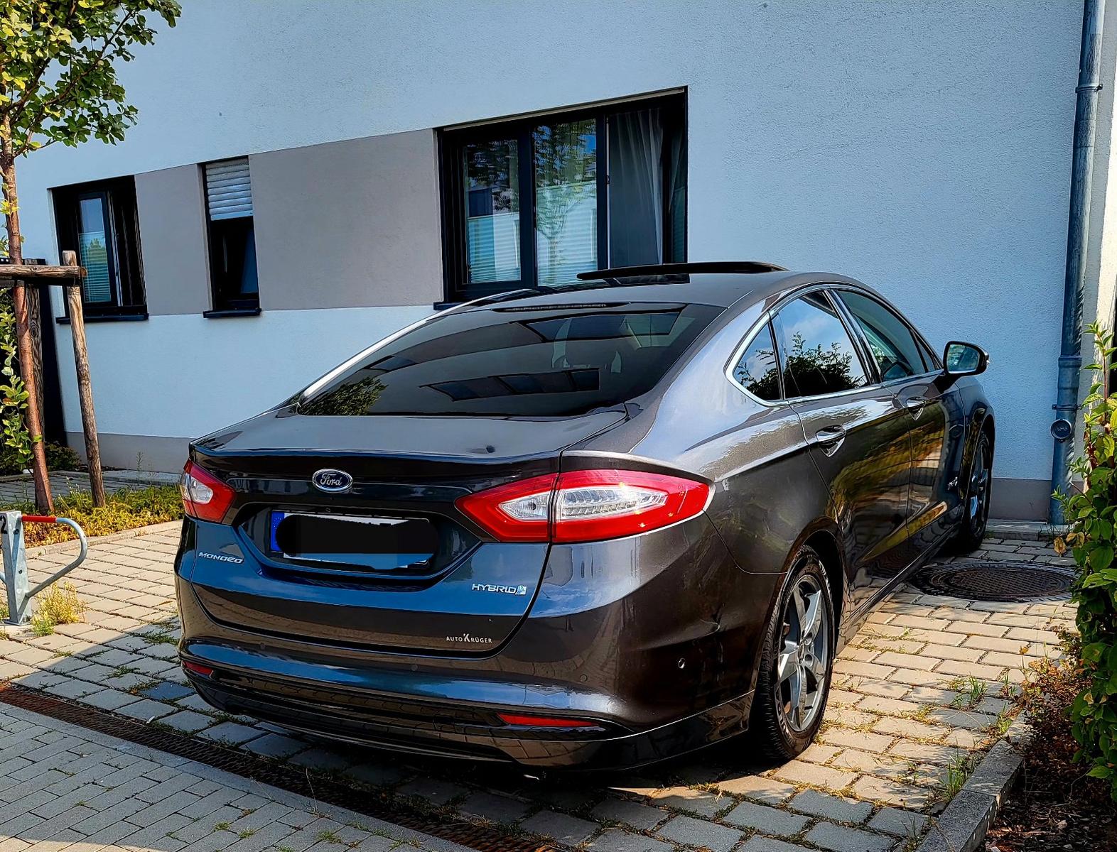 Ford Mondeo Hybrid, neu Getriebe. 
