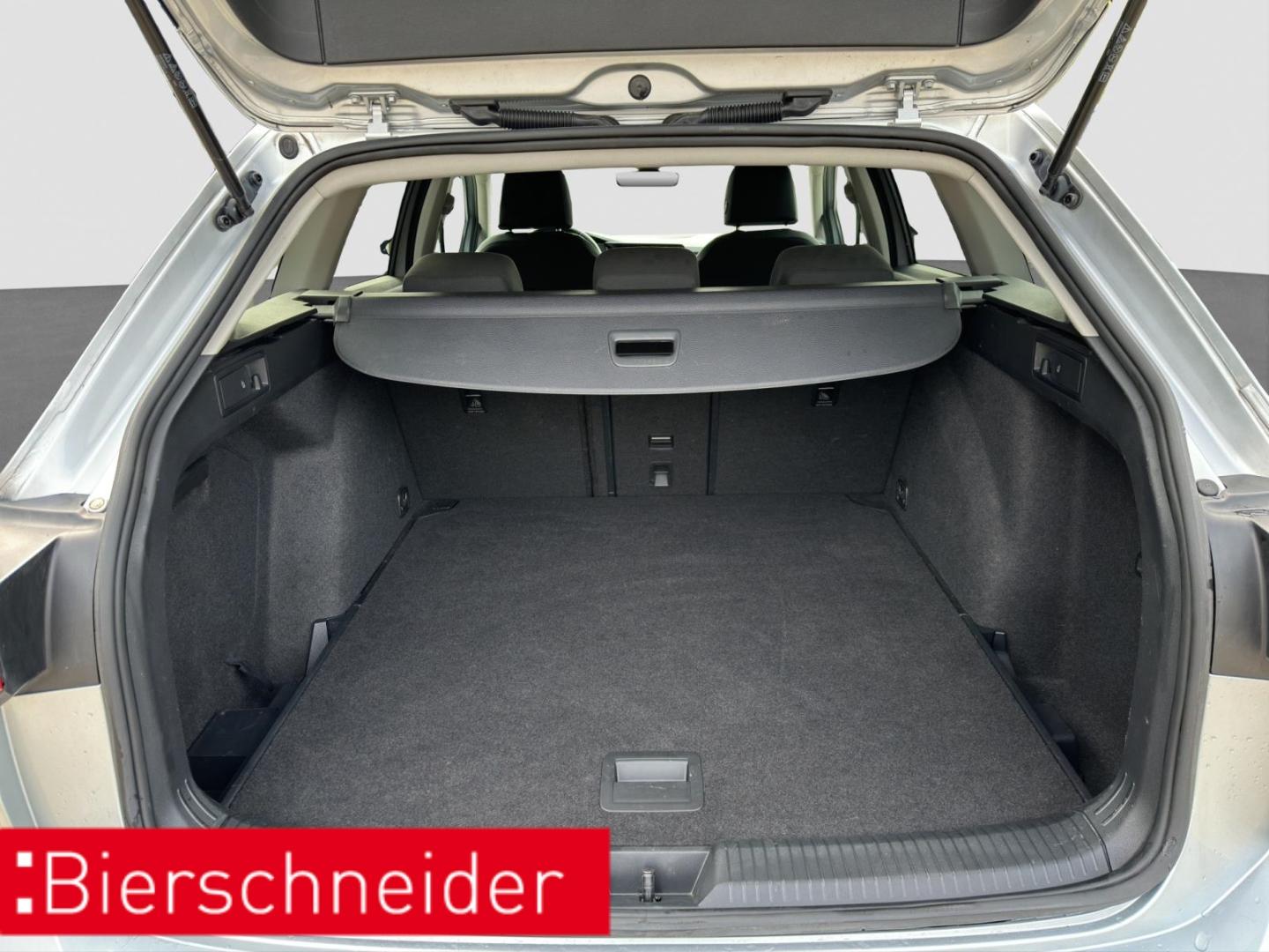 Volkswagen Golf Variant 8 2.0 TDI DSG Life AHK ACC LED NAVI, миниатюра 22