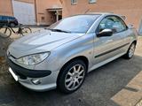 Peugeot 206cc 2.0L 140 PS GTI - Peugeot 206 mit Benzin-Antrieb: Cabrio, Ps