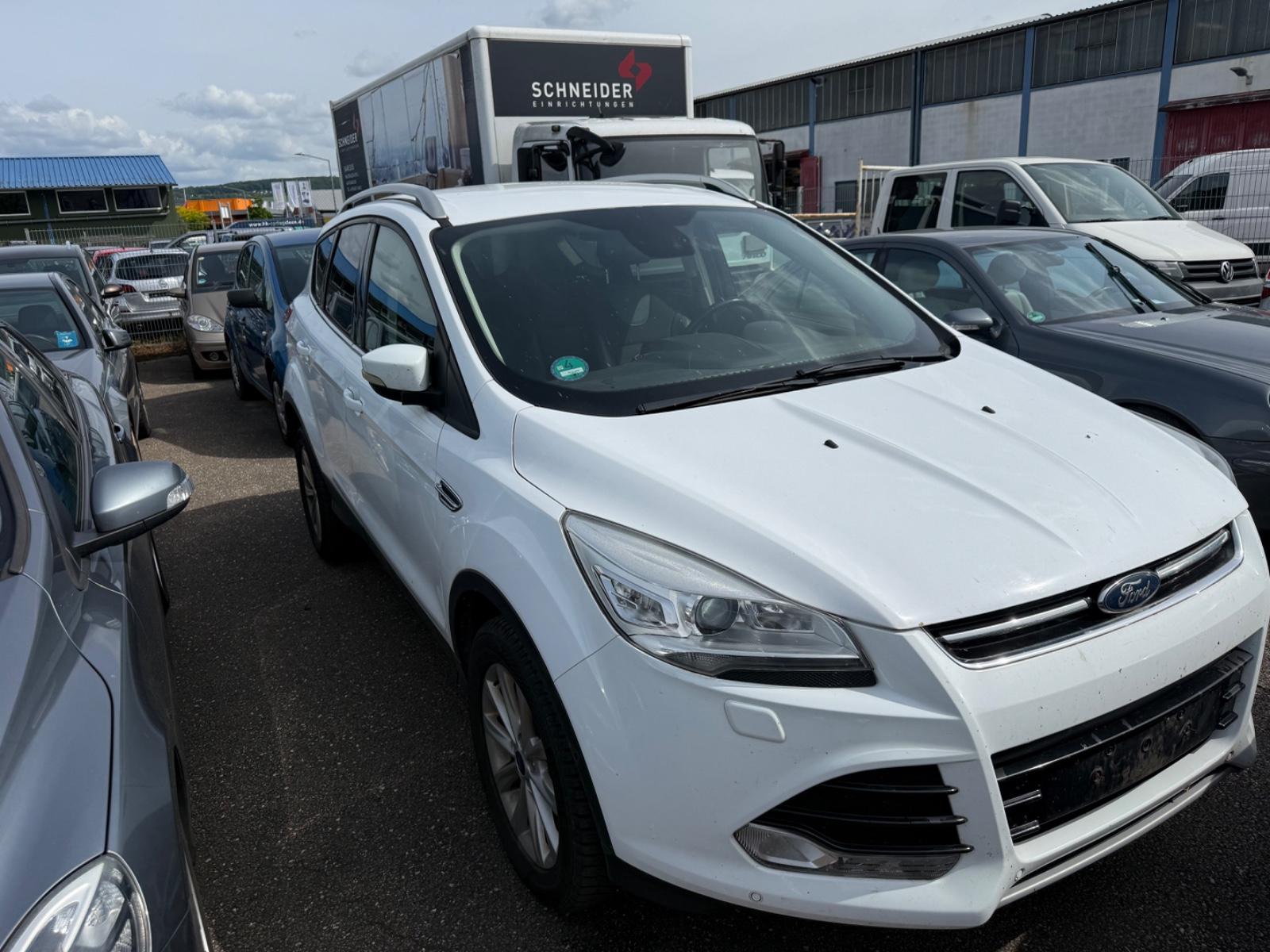 Ford Kuga 2,0 TDCi 2x4 88kW Titanium