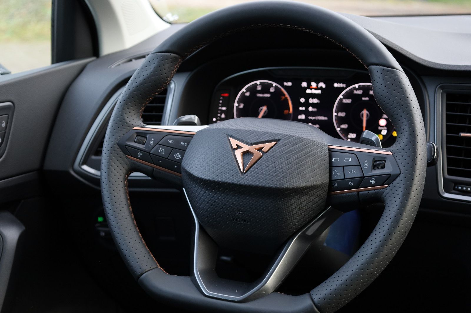 Fahrzeugabbildung CUPRA Ateca 1.5 TSI *DSG