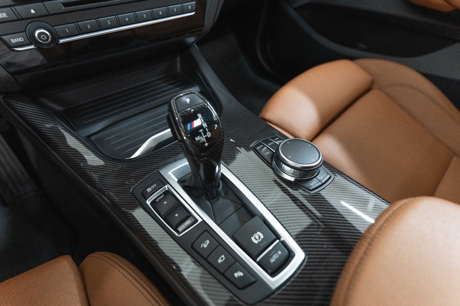 Fahrzeugabbildung BMW X4 M40i M-Sportpaket Head Up Harman 360 Xenon