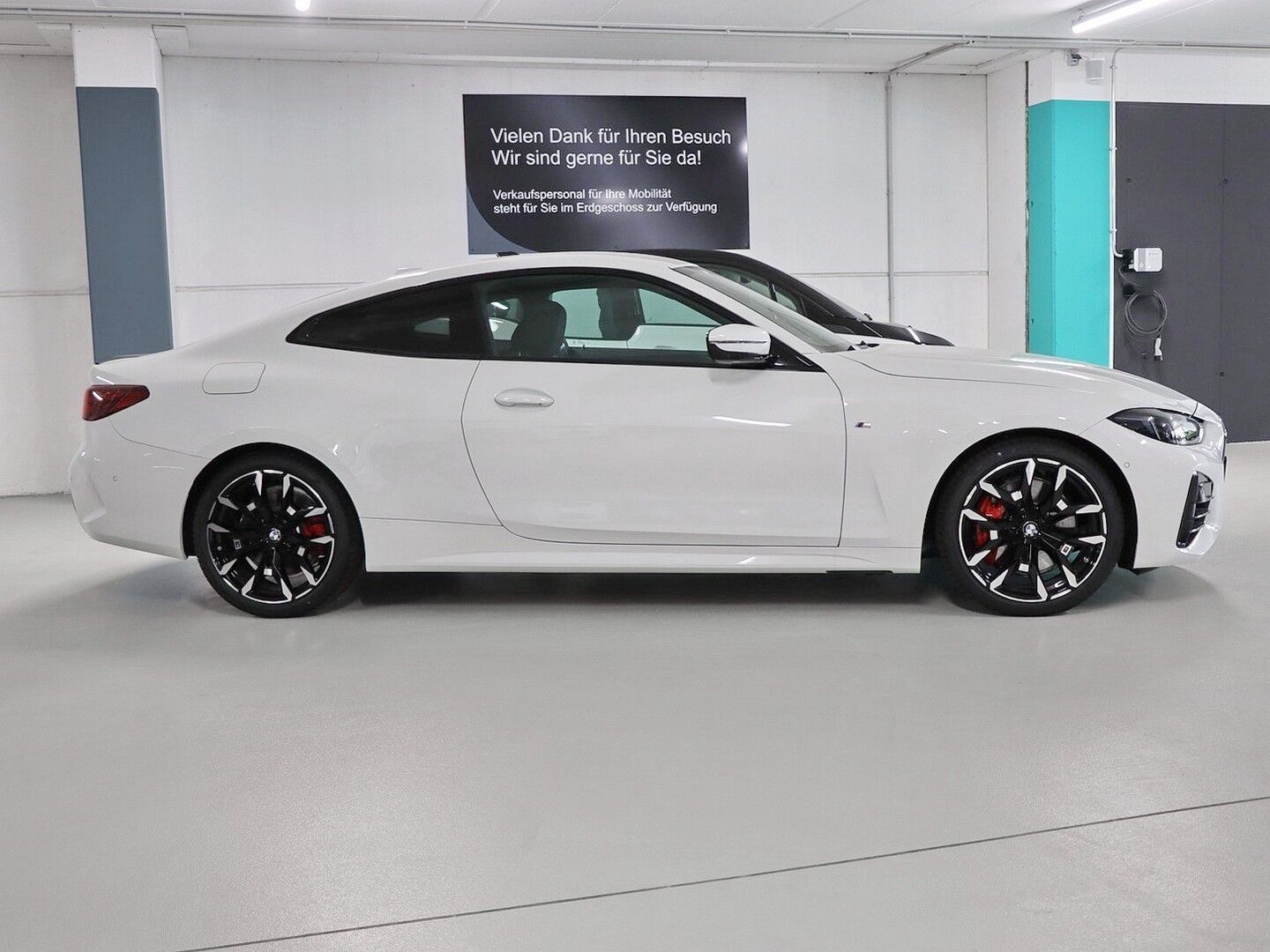 BMW 420i Coupé M-Sport Pro "Drive THE Summer Deal" U foto 2