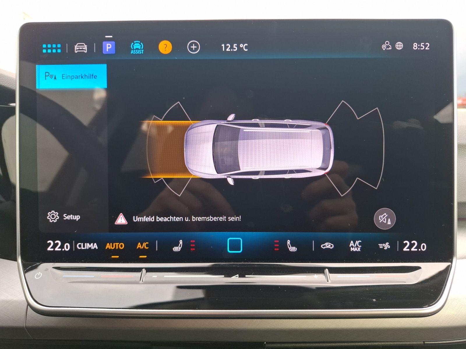 Fahrzeugabbildung Volkswagen Golf VIII Variant TSI Life STH LED Navi ACC HUD