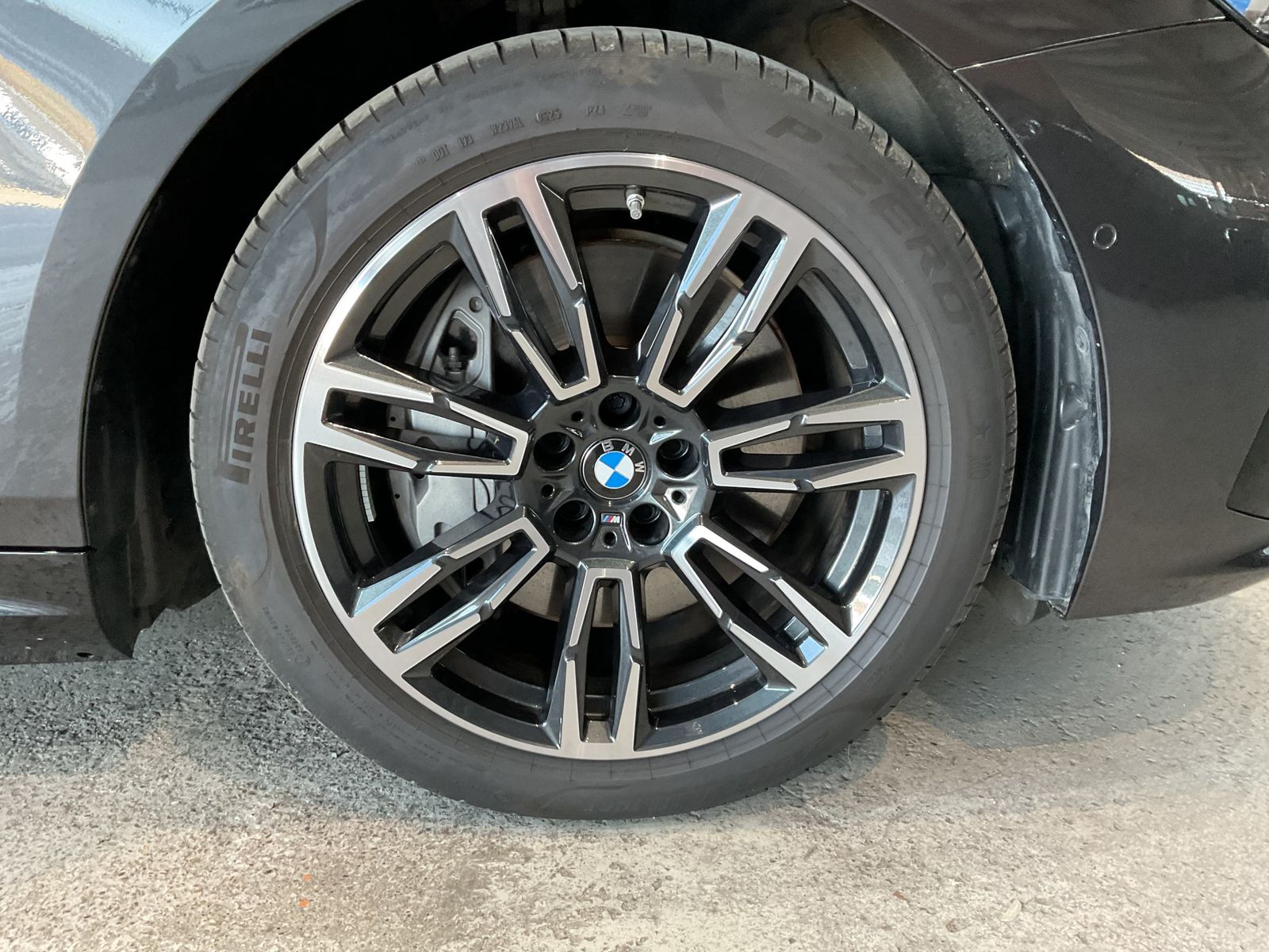 BMW 550 - Bild 12