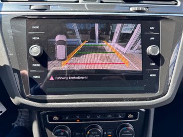Volkswagen Tiguan - 11