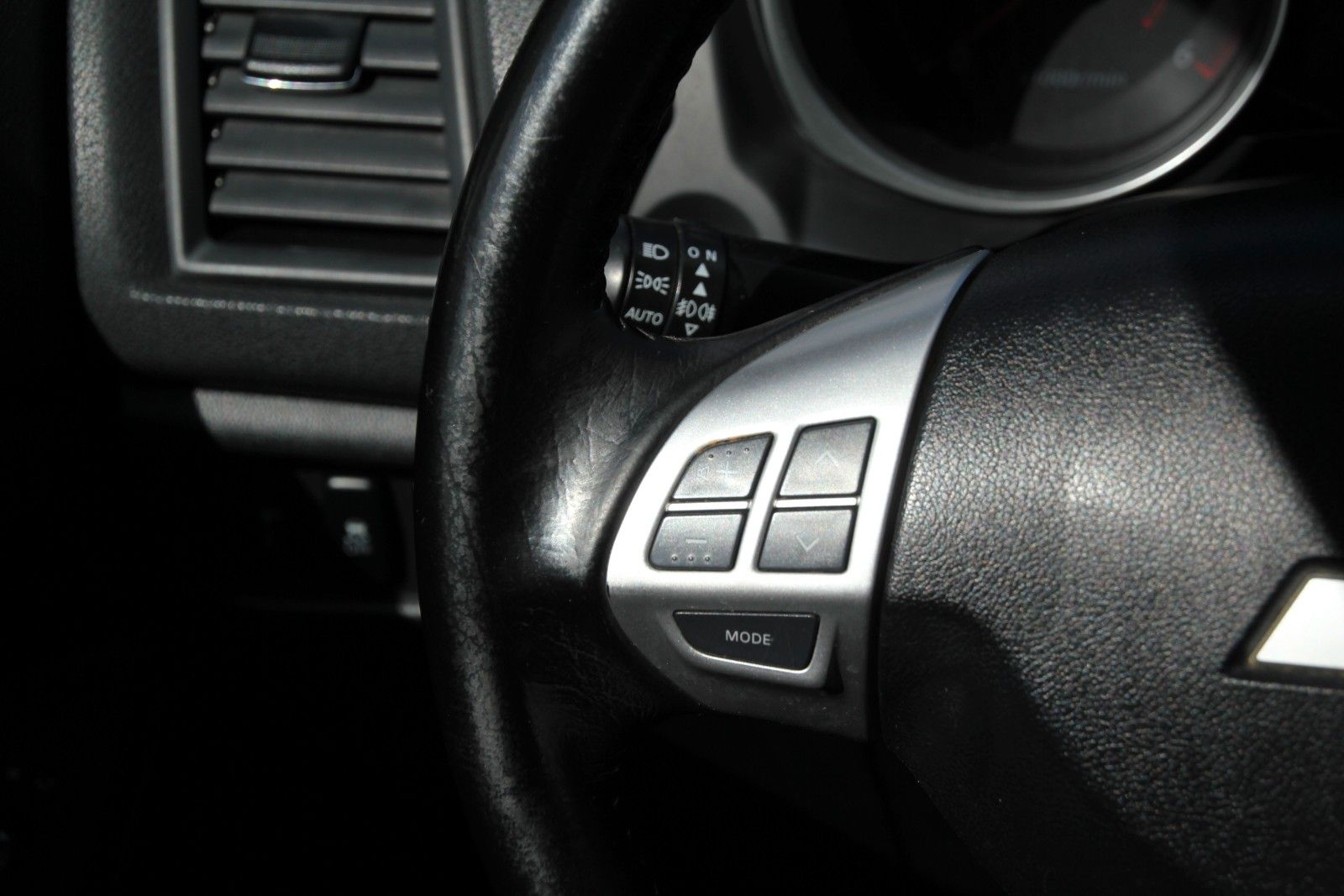 Fahrzeugabbildung Mitsubishi ASX Intro Edition 2WD