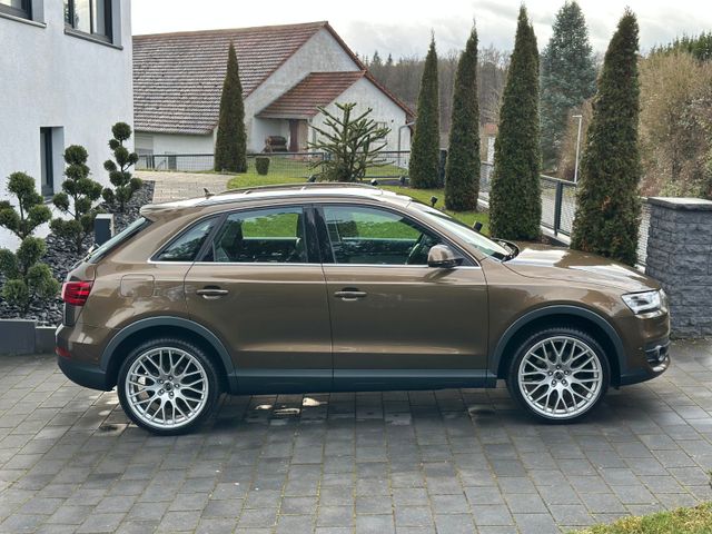 Audi Q3 2.0 TDI quattro *AHK*BOSE*MMI+*