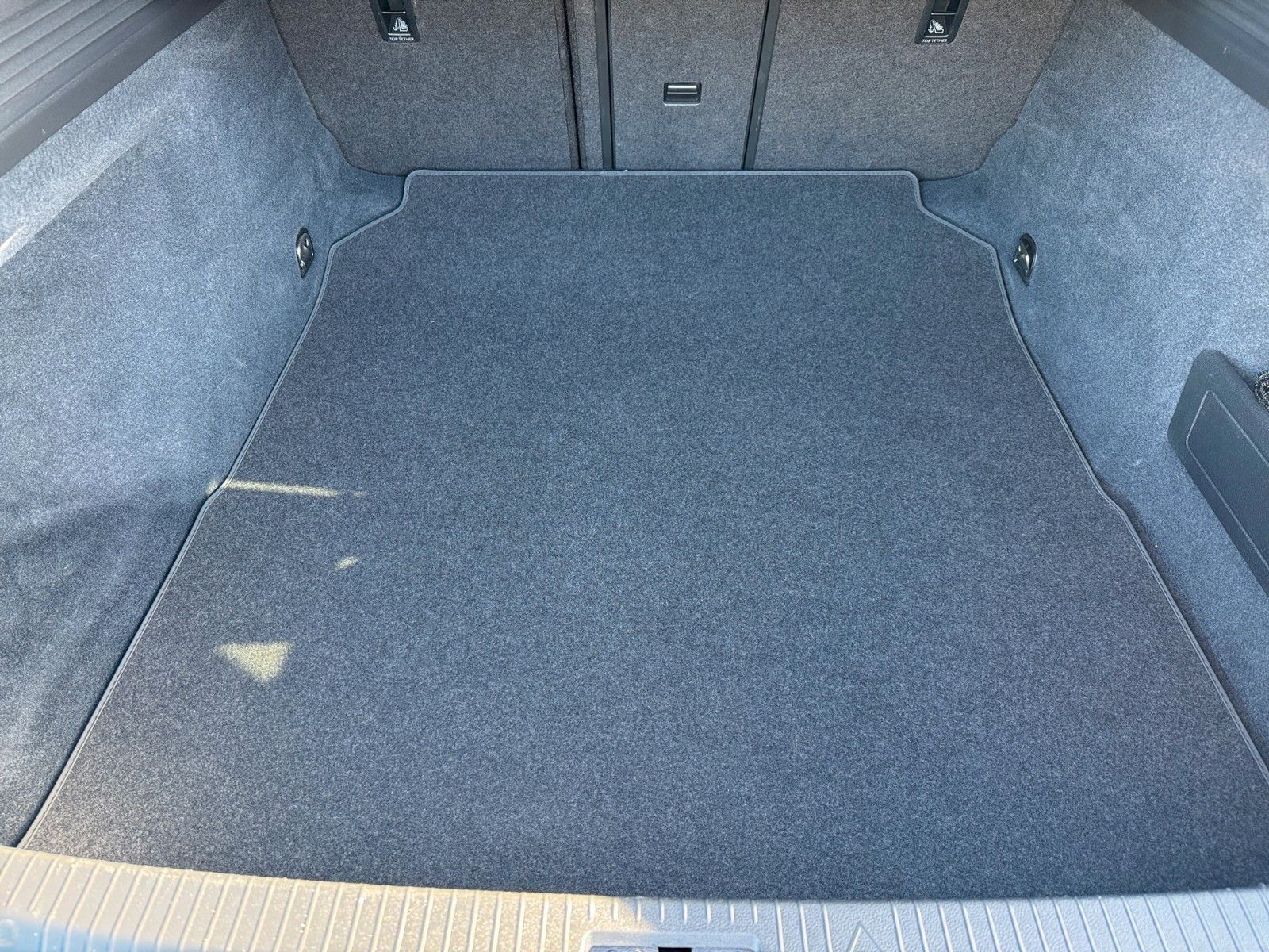 Fahrzeugabbildung Volkswagen Arteon Shooting Brake R-Line 2.0 TSI