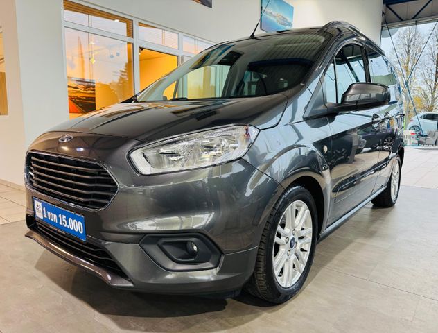 Ford Tourneo Courier 1.0 EB Titanium Navi Kamera PDC