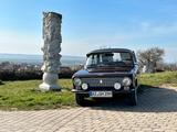 Lada Oldtimer 21011 - Sammlerstück - H Ken... - Lada 2111 mit Benzin-Antrieb