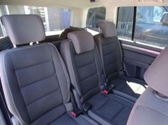 Fahrzeugabbildung Volkswagen Touran Comfortline  **AHK / SCHECKHEFT / 1-HAND*