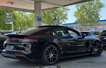 Porsche Panamera - 3