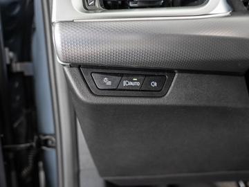 2026 BMW IX2 缩略图 28