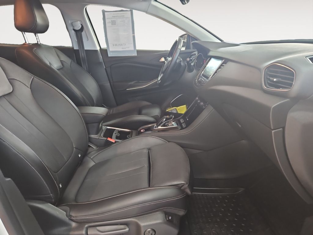 Fahrzeugabbildung Opel Grandland X Plug-in-Hybrid 4x4 1.6 DI Aut. Ultim