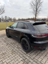 Porsche Macan - - - Porsche Macan Gebrauchtwagen in Stuttgart