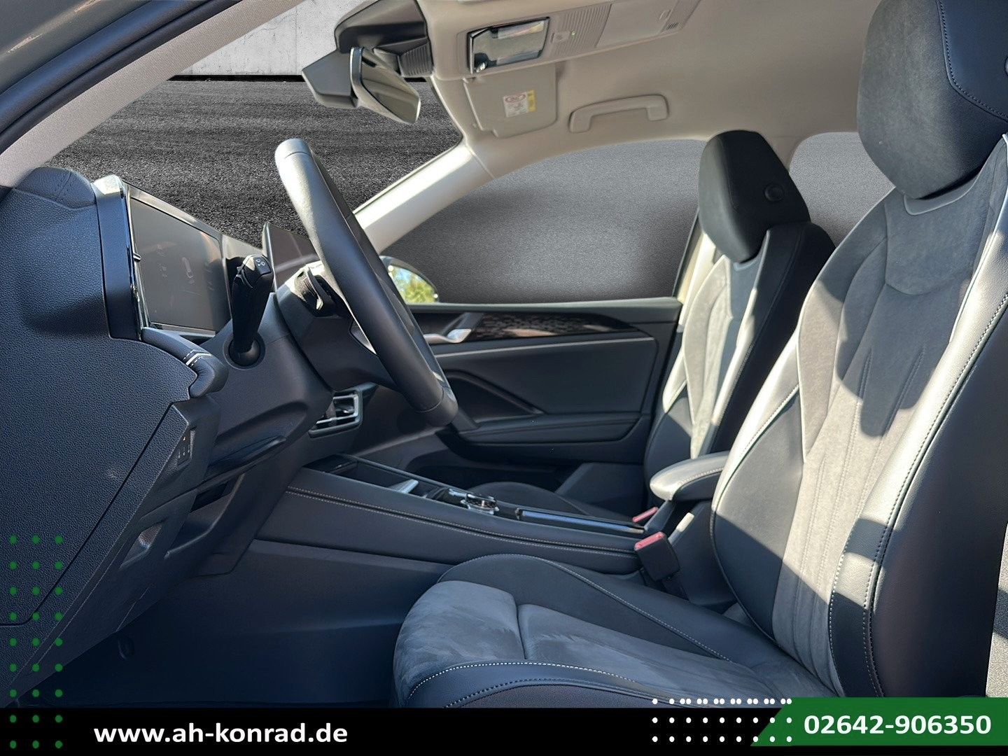 Fahrzeugabbildung Volkswagen Tiguan 1.5 eTSI 110 kW Elegance+AHK+ IQ Drive