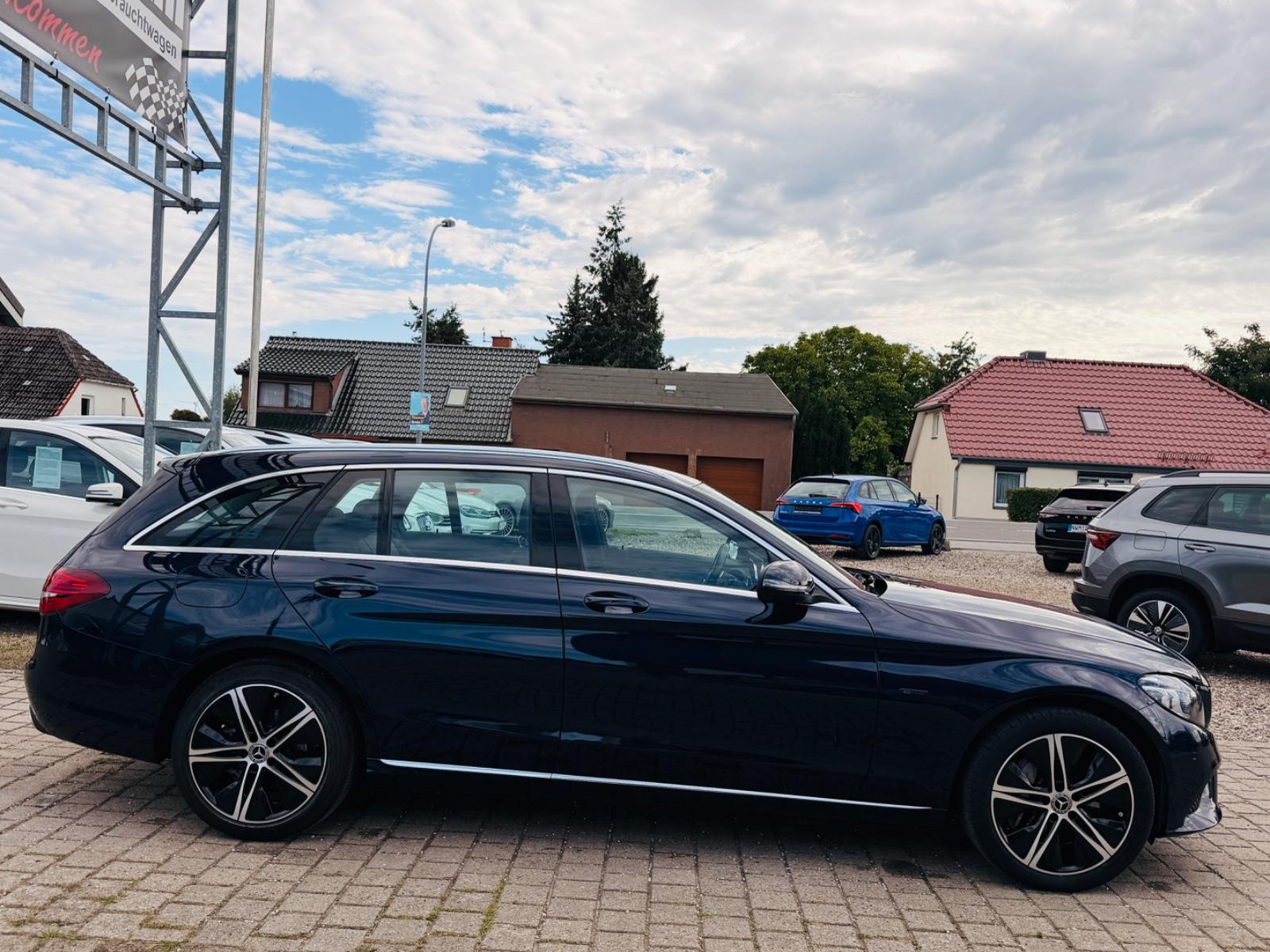 Mercedes-Benz C-Class e T-Modell *AVANTGARDE*AHK*LED*LEDER*NAVI*, миниатюра 7
