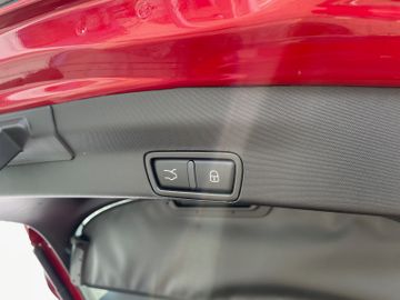 Fahrzeugabbildung Alfa Romeo Stelvio Lusso Ti Q4 Navi Pano RFK AHK H&K uvm .