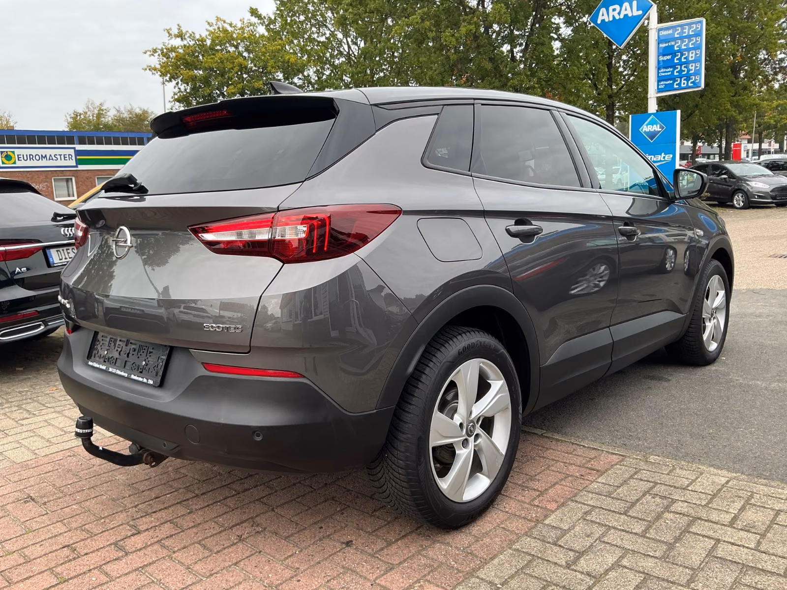 Opel Grandland (X) 1.2 Turbo SHZ LHZ AHK NAVI CarPlay