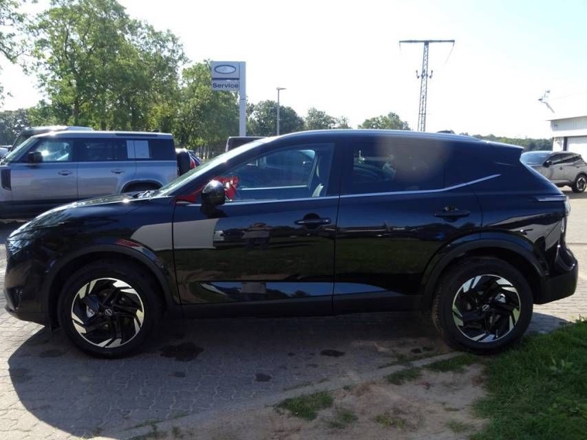 Fahrzeugabbildung Nissan Qashqai 1.3 DIG-T MHEV Automatik N-Connecta