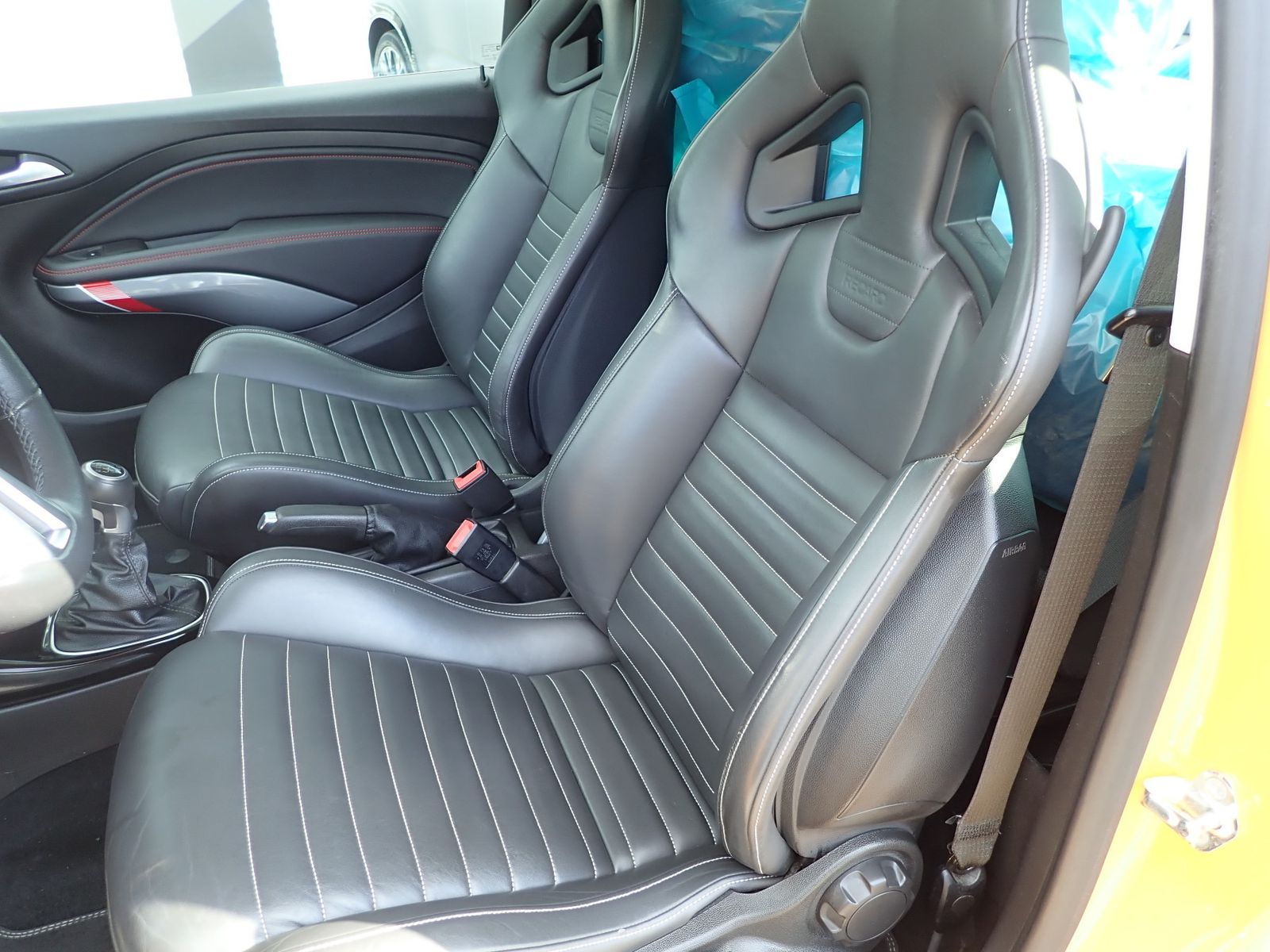 Fahrzeugabbildung Opel Adam S Turbo,Recaro,Leder,SHZ,PDC