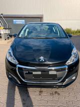 Peugeot 208 Diesel  sparsam  75 PS  Tou... - Peugeot 208 Gebrauchtwagen in Hannover