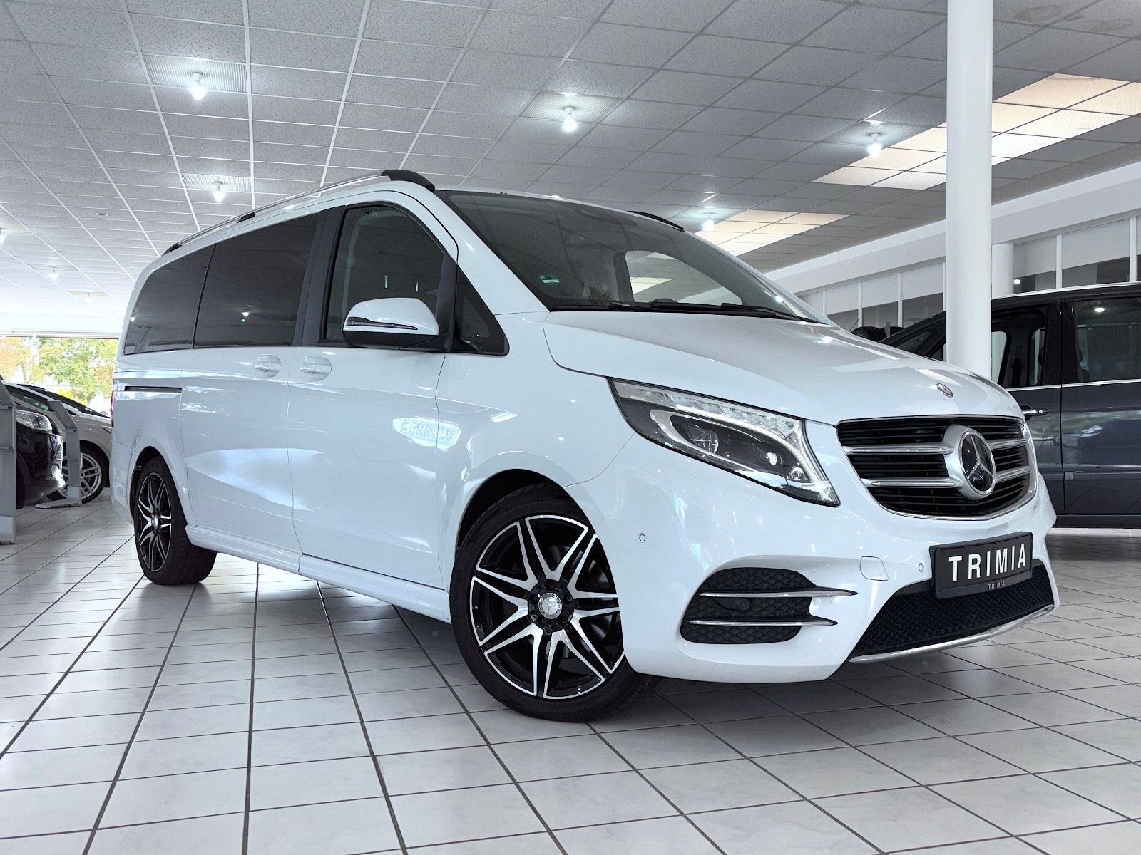 Mercedes V 250 - 1