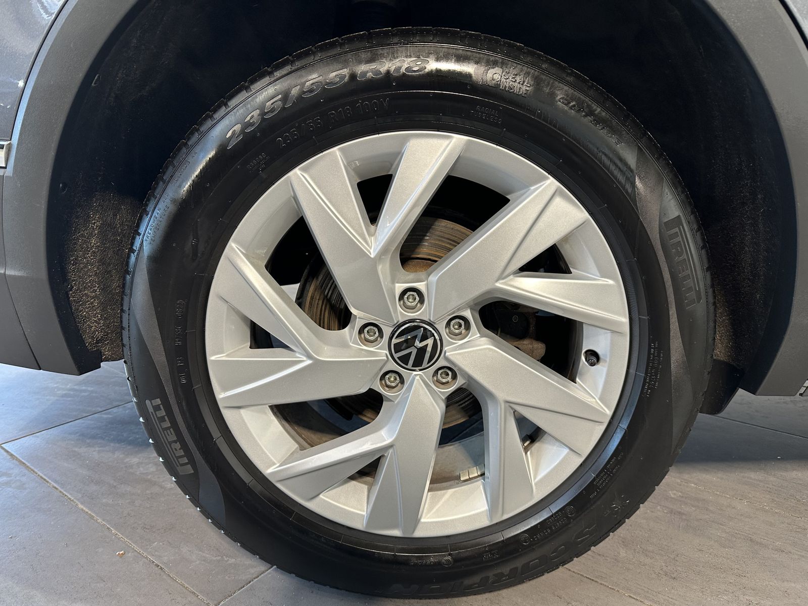 Fahrzeugabbildung Volkswagen Tiguan Allspace 2.0 TDI 4M DSG Life NAV+LED+AHK