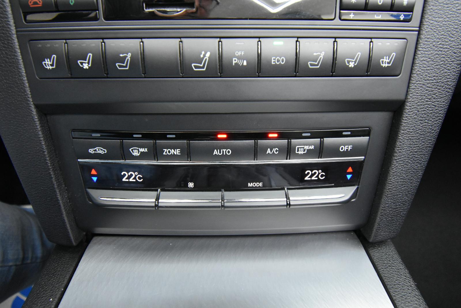 Mercedes-Benz E 250 Cabrio SHZ NAVI SBL AHK TEMP
