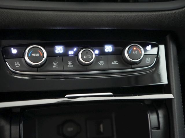 Grandland ULTIMATE AT+NAVI+KEYLESS+ACC+360 GRAD 