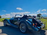 Morgan Roadster in klassischer Farbkombination - Morgan Roadster: Cabrio