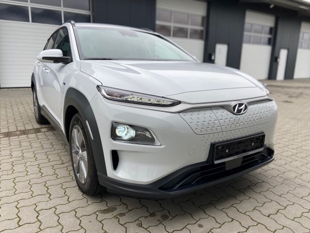 Hyundai Kona Style Elektro*Gr.Batt*CCS*Navi*WÄPU*