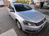 Volkswagen VW Pasat B7 - Volkswagen: Pasat
