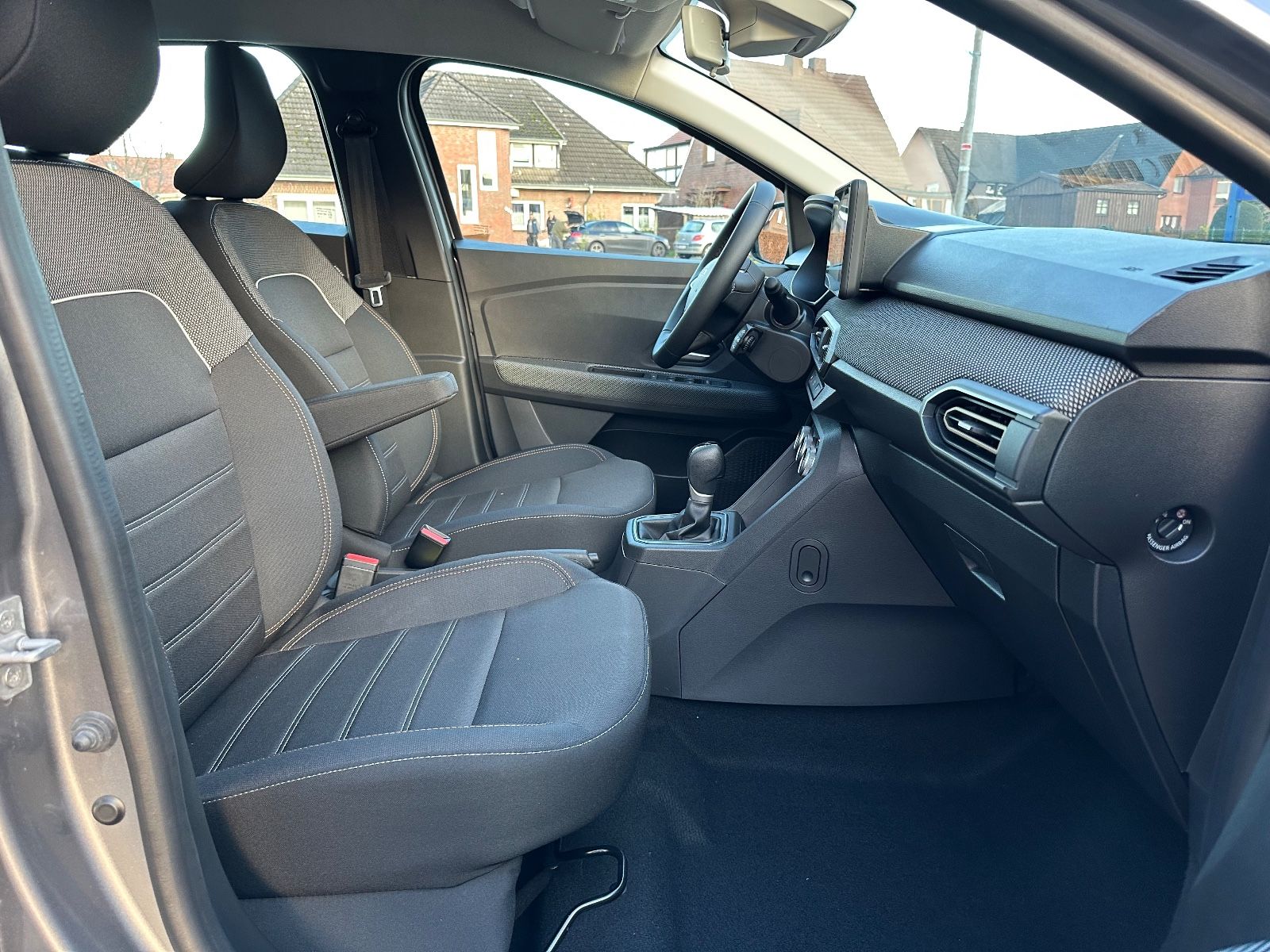 Fahrzeugabbildung Dacia Sandero Stepway Expression CVT LED/PDC/Carplay