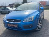 Ford Focus Lim. Titanium**TÜV 04,2027 - Ford Focus aus 2005: 2.0