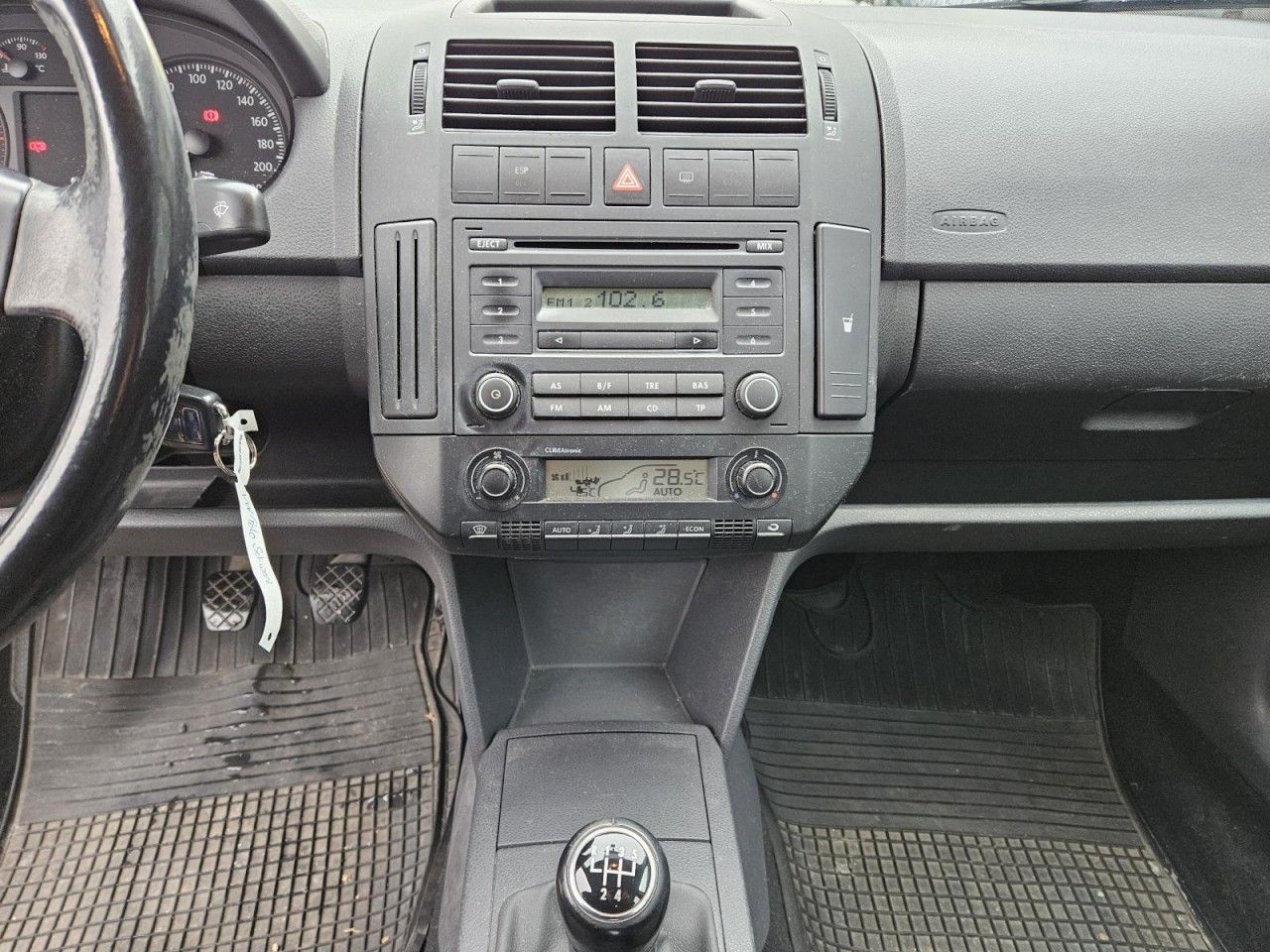 Fahrzeugabbildung Volkswagen Polo IV Comfortline / Nicht an Privat