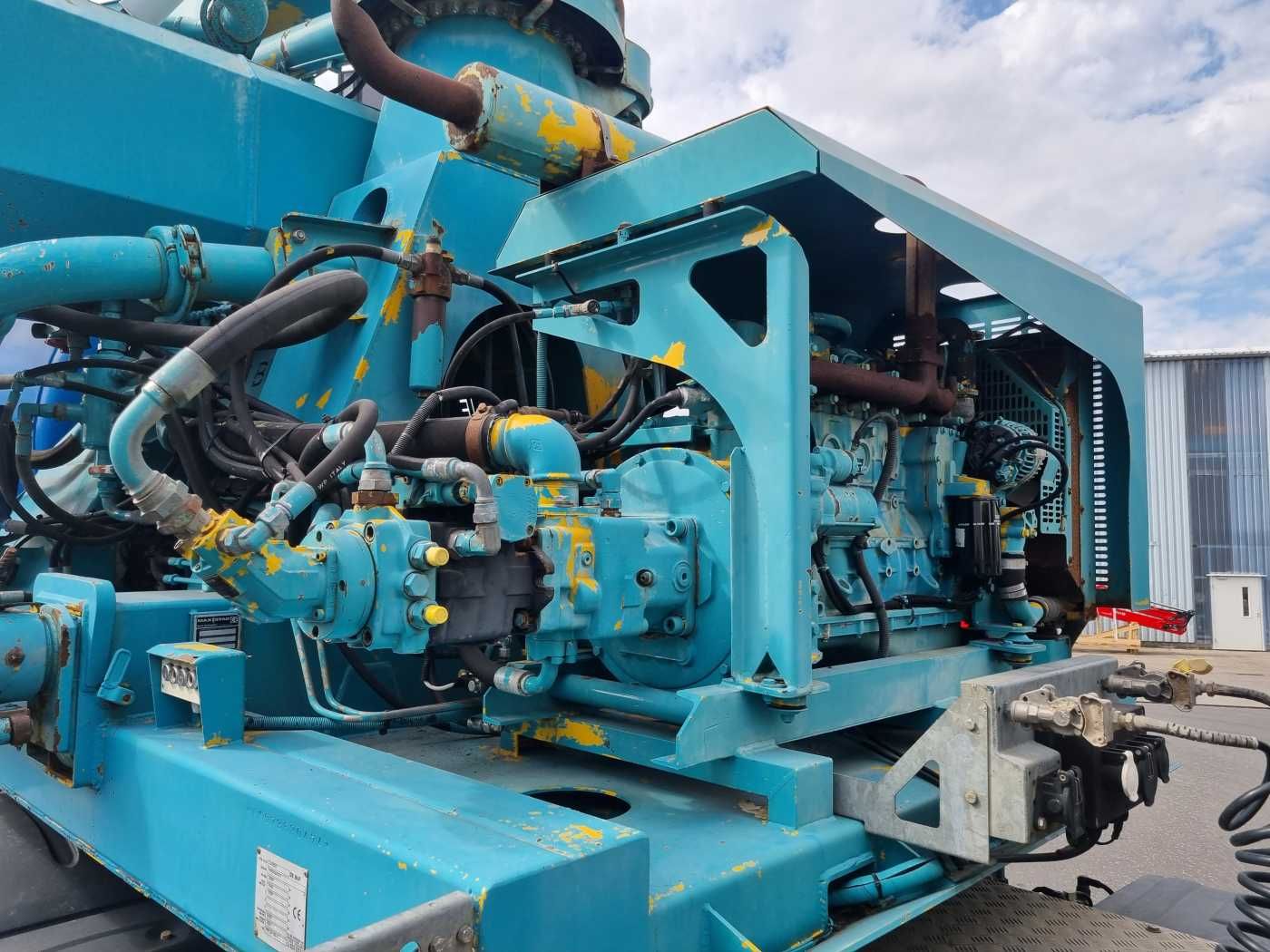 Fahrzeugabbildung Andere De Buf Beton-Mischer 9m³/Sermac 24m Betonpumpe