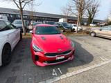 Kia Stinger 3.3 T-GDI AWD GT GT - rote Kia Stinger