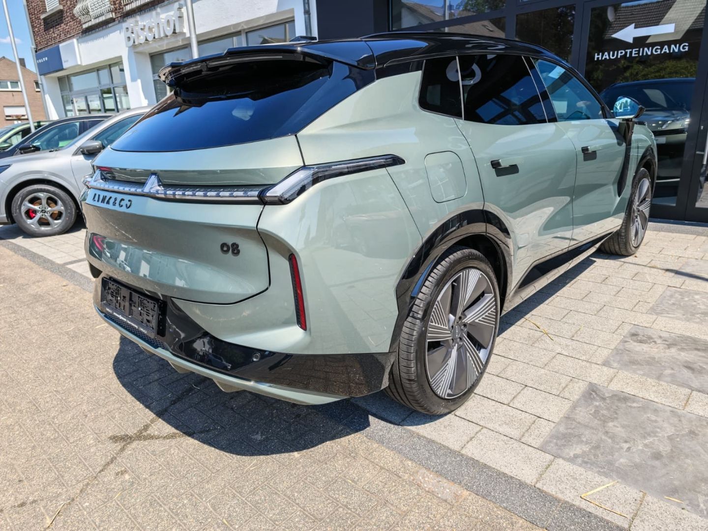 Lynk & Co 08
