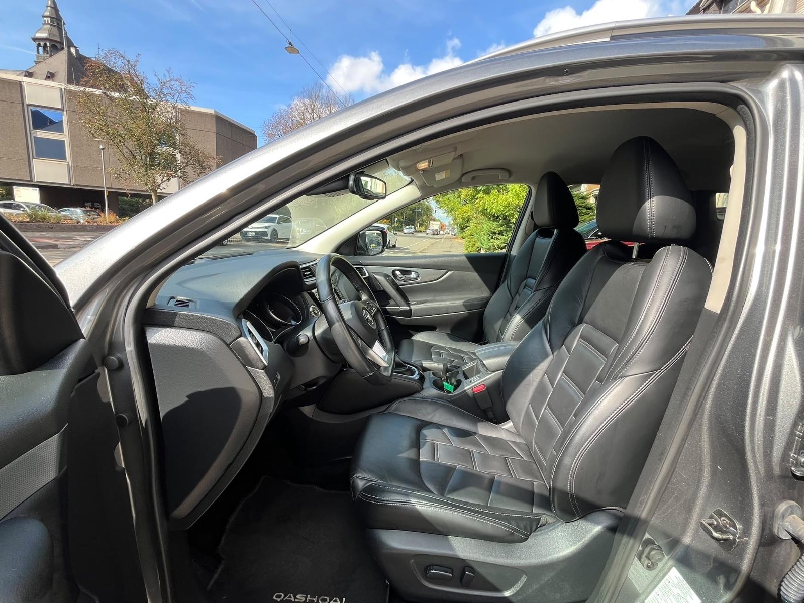Nissan Qashqai Tekna 1,3 AUTOMATIK, LEDER