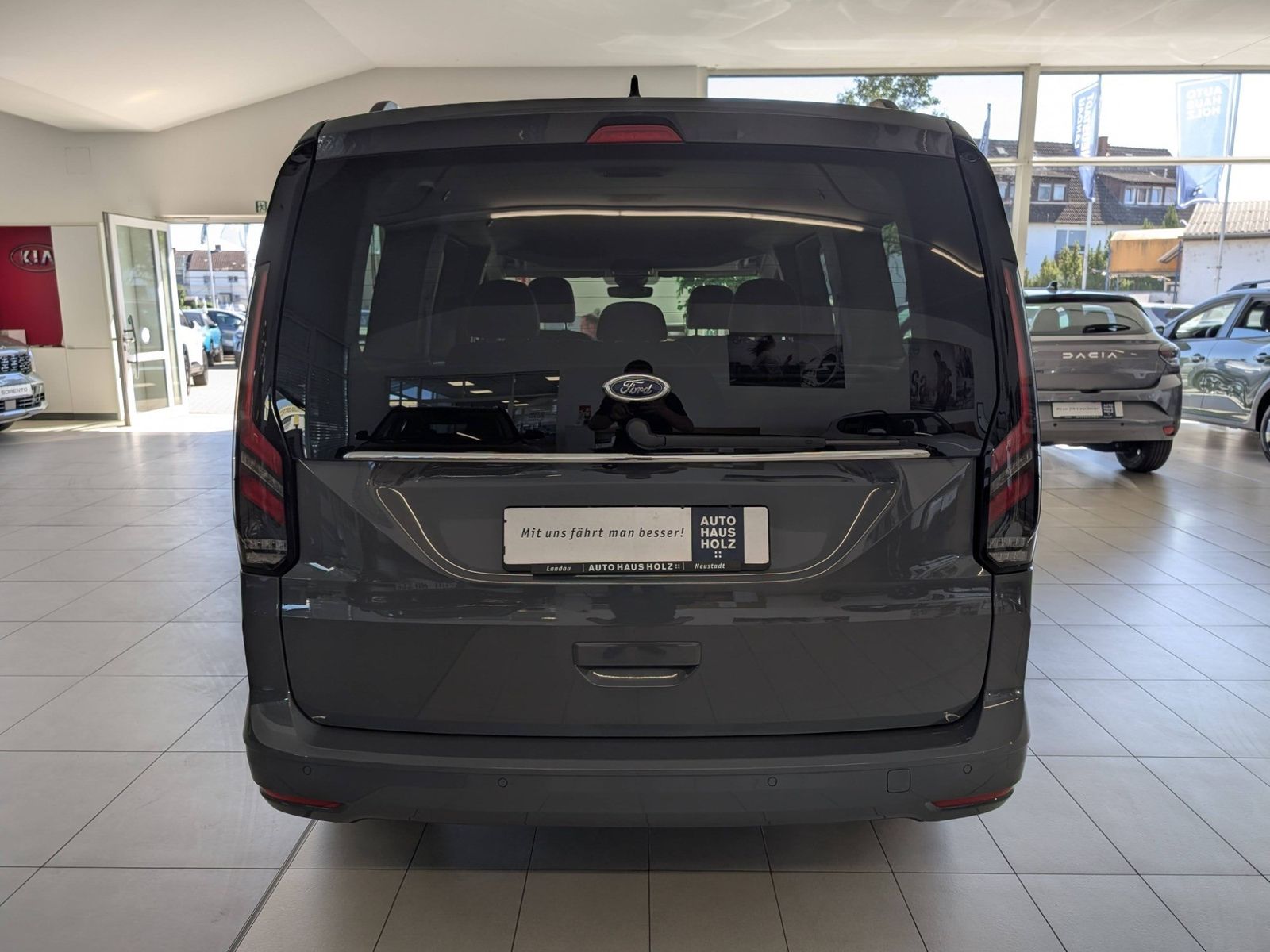 FORD Tourneo Connect Grand Limited 2.0l EcoBlue LED – Bild 3