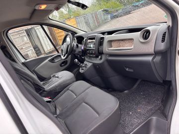 Renault Trafic - 6