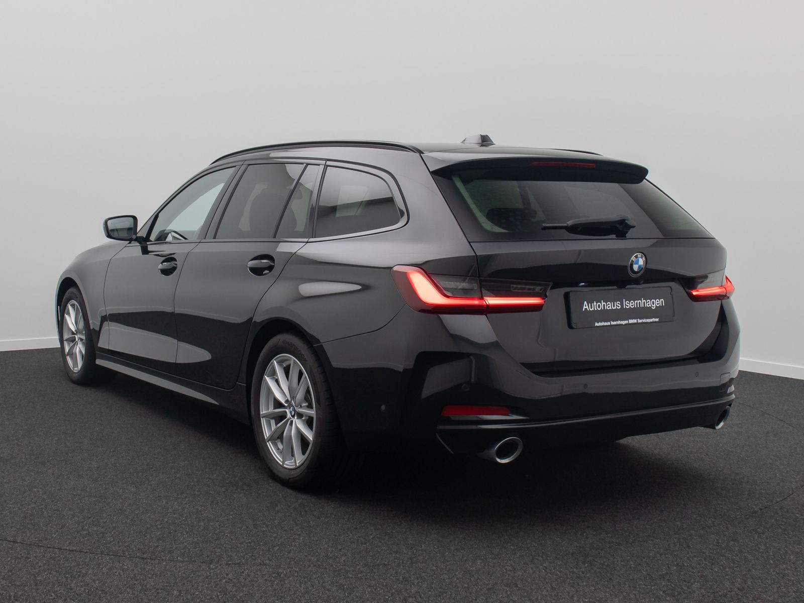 Fahrzeugabbildung BMW 320d HUD Sport Memory Kamera DAB Komfort DrivAss