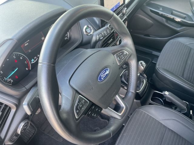 Fahrzeugabbildung Ford EcoSport 1.0 EcoBoost, Titanium , Navi, Sitzheiz