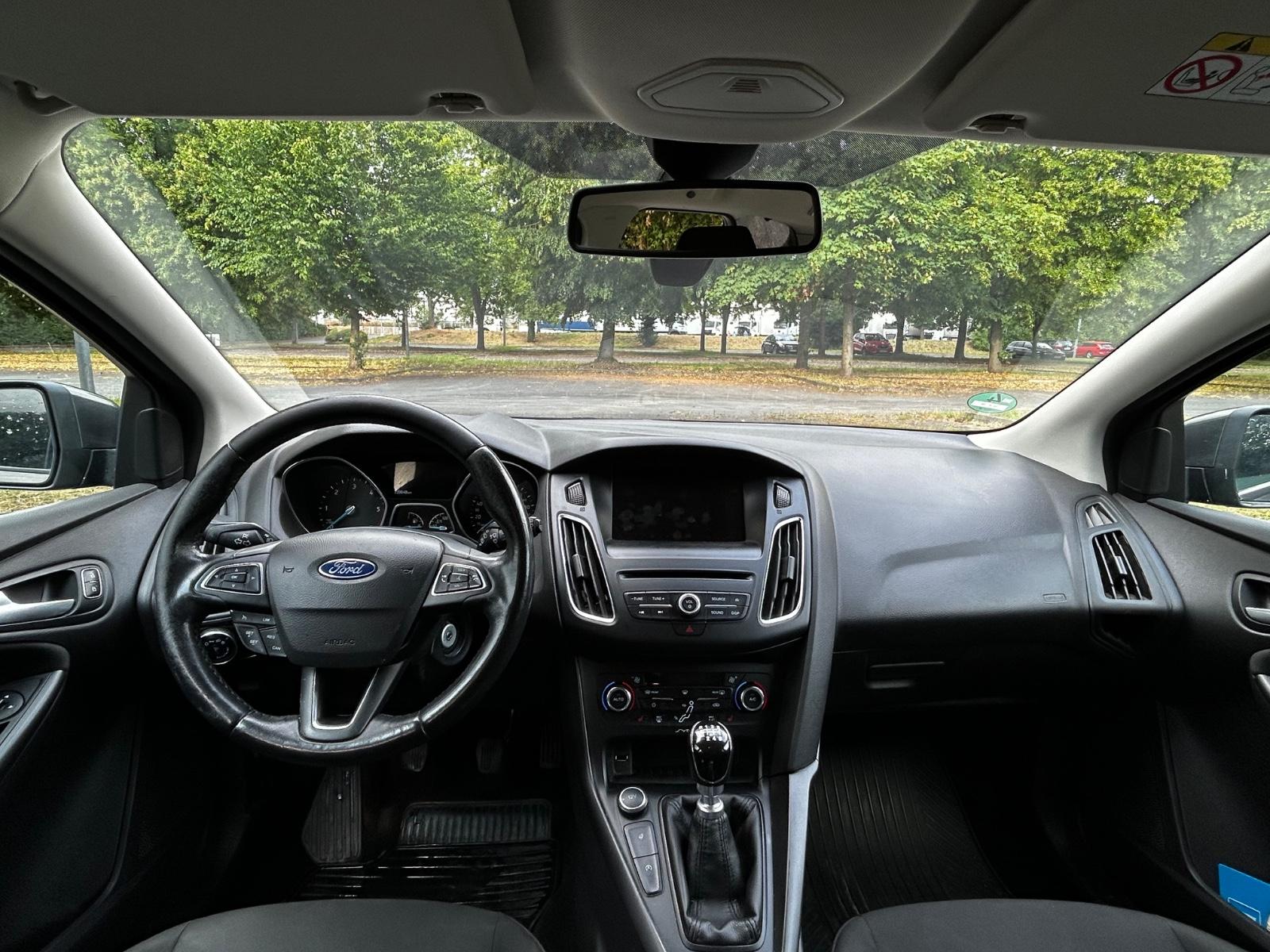 Ford Focus 2015 — photo 7